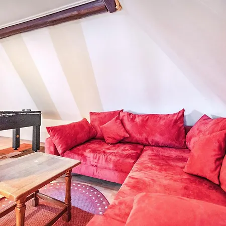Villa Magnificent In Near Area
