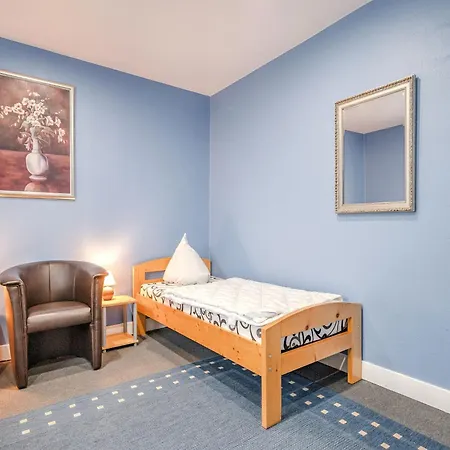 Villa Spacious Near Center