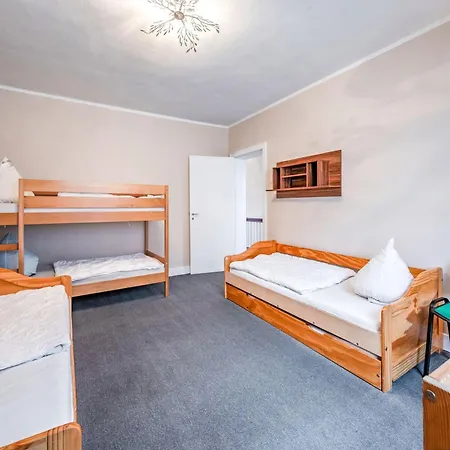 Villa Spacious Near Center Medebach